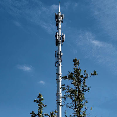 Antenne in acciaio galvanizzato a caldo monopoli con piattaforma