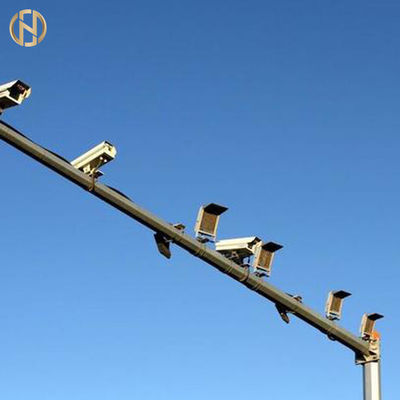 la macchina fotografica Palo del CCTV di 10-35M Height ha galvanizzato la videocamera di sicurezza d'acciaio Palo