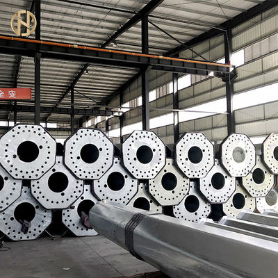 Bassa tensione 11.5M Galvanized Steel Pole Q420B Materia