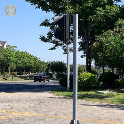 macchina fotografica palo leggero di 4.5M 6M I Type Traffic Light Palo che installa alla strada principale