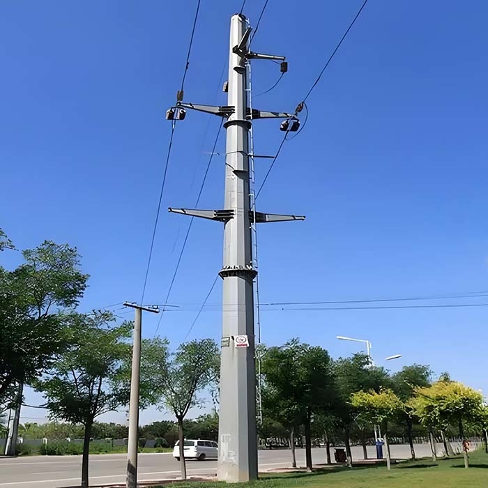 Palo per linea elettrica ad alta tensione zincato a caldo per apparecchiature elettriche