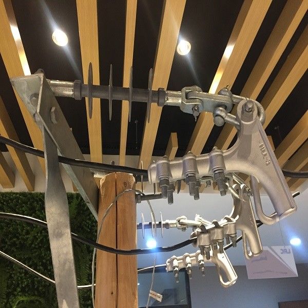 montaggi della sospensione & di tensione degli accessori del palo di 12kv 35kv per il ² del ² 50mm dei conduttori 120mm di AAAC ACSR