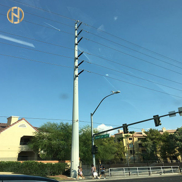 Sostegni poligonali del doppio di 10m Street Road Light Palo