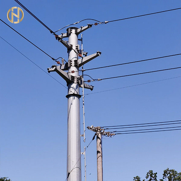torre unipolare d'acciaio affusolata tubolare di 19M 3000daN 60FT Palo per la linea di trasmissione