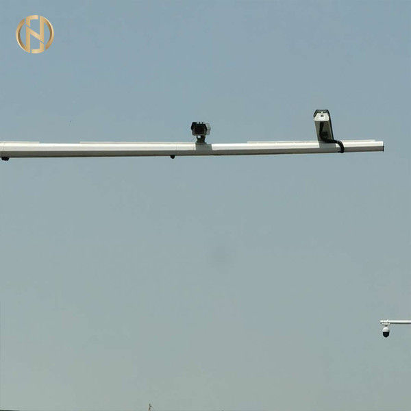 Vento di montaggio ottagonale di altezza del CCTV Palo 3-20M dell'acciaio di forma resistente